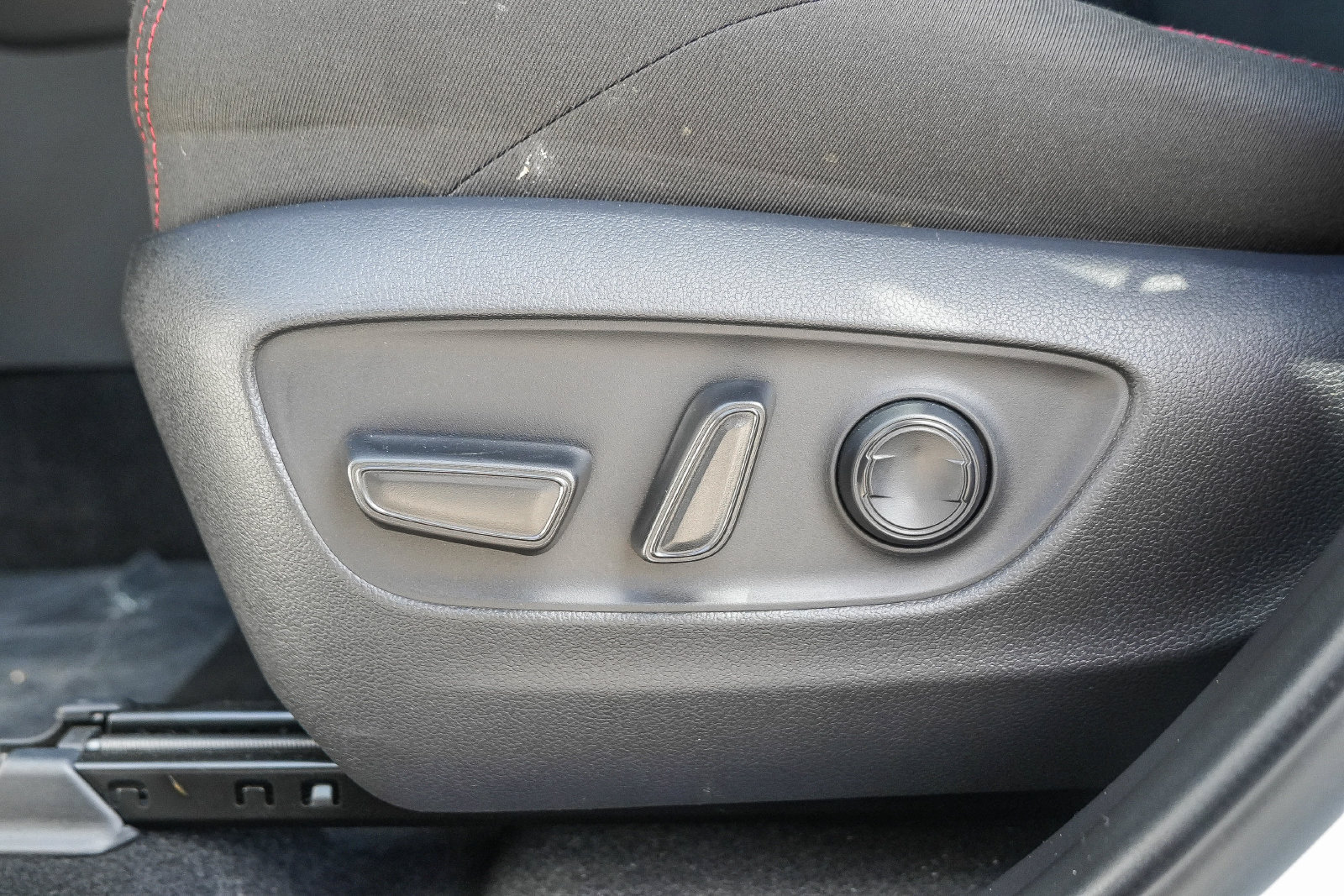 Certified 2024 Toyota RAV4 SE w/ Weather & Moonroof Package AWD/4WD image 22