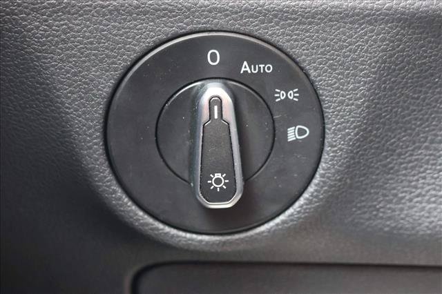 Used 2024 Volkswagen Jetta SE FWD image 13