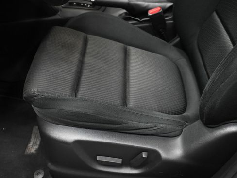 Used 2013 MAZDA CX-5 Touring w/ Bose & Moonroof Pkg image 21