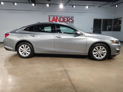 Used 2024 Chevrolet Malibu LT FWD image 8