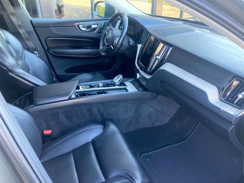 Used 2022 Volvo XC60 B6 Inscription w/ Advanced Package image 13