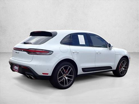Used 2022 Porsche Macan S AWD/4WD image 4