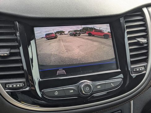 Used 2020 Chevrolet Trax LS image 21