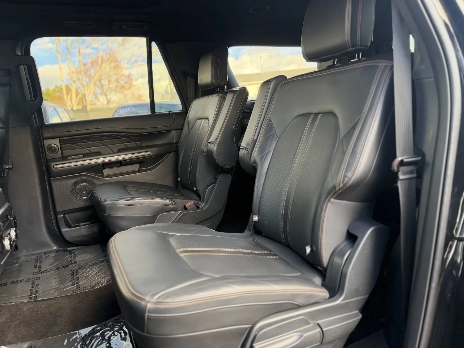 Used 2023 Ford Expedition Max Platinum AWD/4WD image 16
