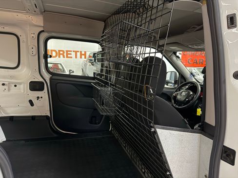 Used 2017 RAM ProMaster City Tradesman w/ Rear Back-up Camera Group image 26