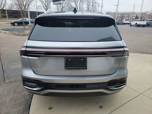 Certified 2024 Lincoln Nautilus Reserve w/ Equipment Group 202A image 13