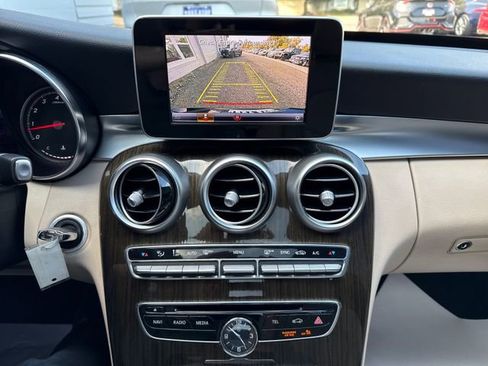Used 2018 Mercedes-Benz C 300 Sedan image 32