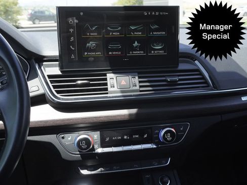 Used 2023 Audi Q5 2.0T Premium w/ Convenience Package AWD/4WD image 15