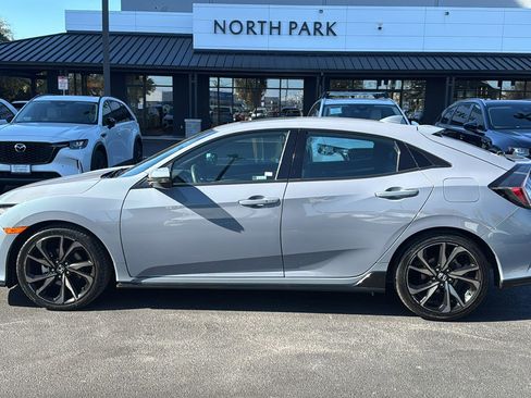 Used 2019 Honda Civic Sport Touring image 5