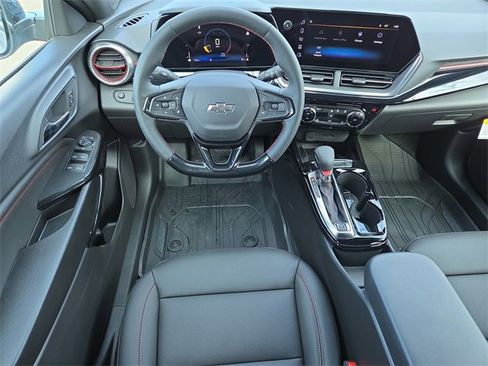 New 2026 Chevrolet Trax RS w/ Sunroof Package image 15