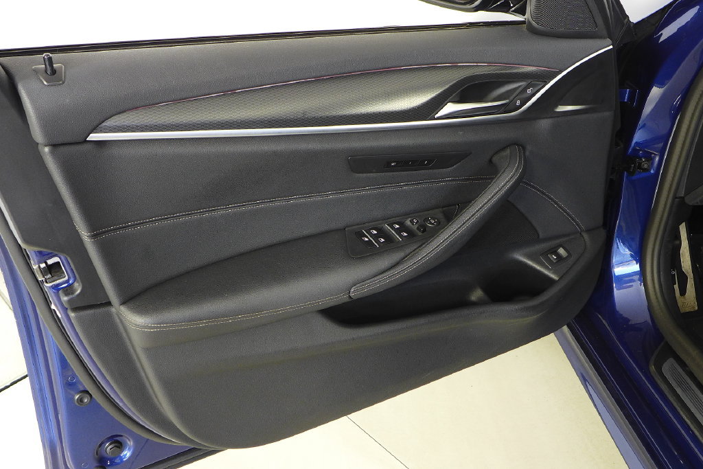 Certified 2023 BMW 540i w/ M Sport Package RWD image 11