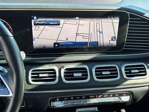 Used 2025 Mercedes-Benz GLE 450 4MATIC image 18