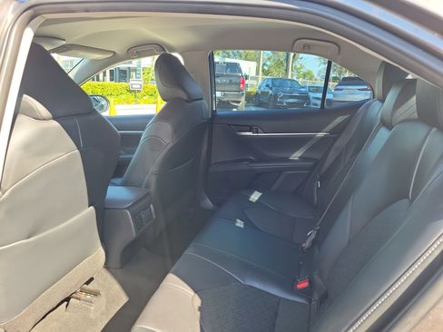Used 2023 Toyota Camry XSE FWD image 12