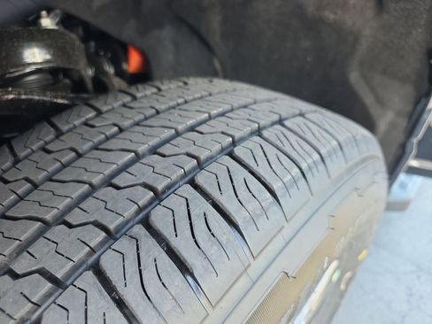 New 2025 Ford F150 Lightning Flash image 23