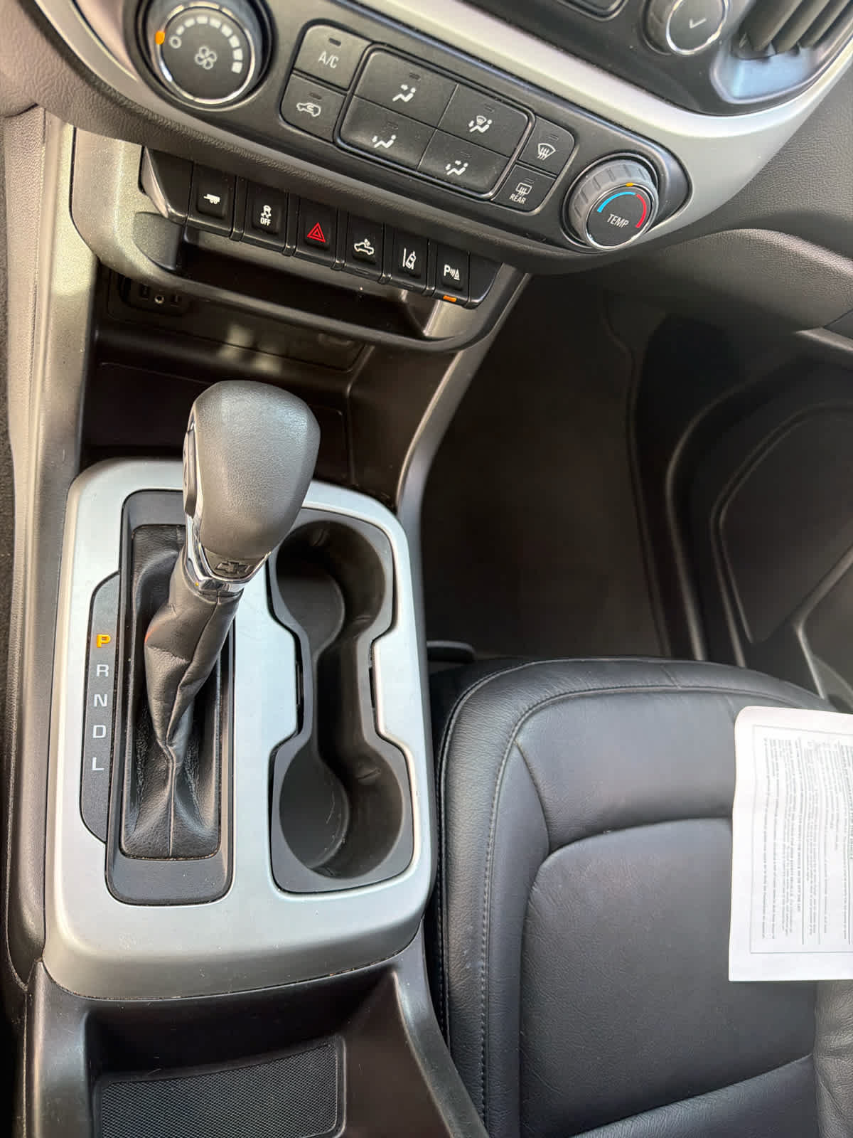 Used 2022 Chevrolet Colorado LT w/ Safety Package RWD image 22