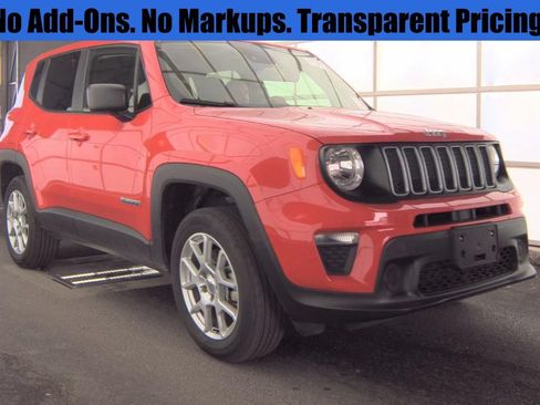 Used 2023 Jeep Renegade Latitude AWD/4WD image 1