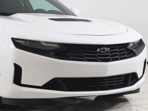 Used 2021 Chevrolet Camaro LT RWD image 37