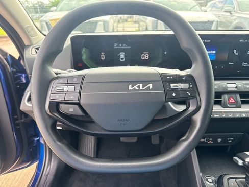 Used 2025 Kia K4 FWD image 27