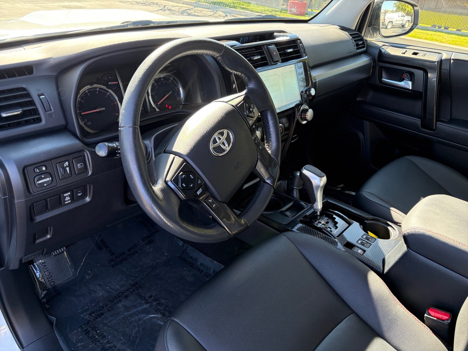 Used 2024 Toyota 4Runner TRD Off-Road Premium w/ Moonroof Package AWD/4WD image 10