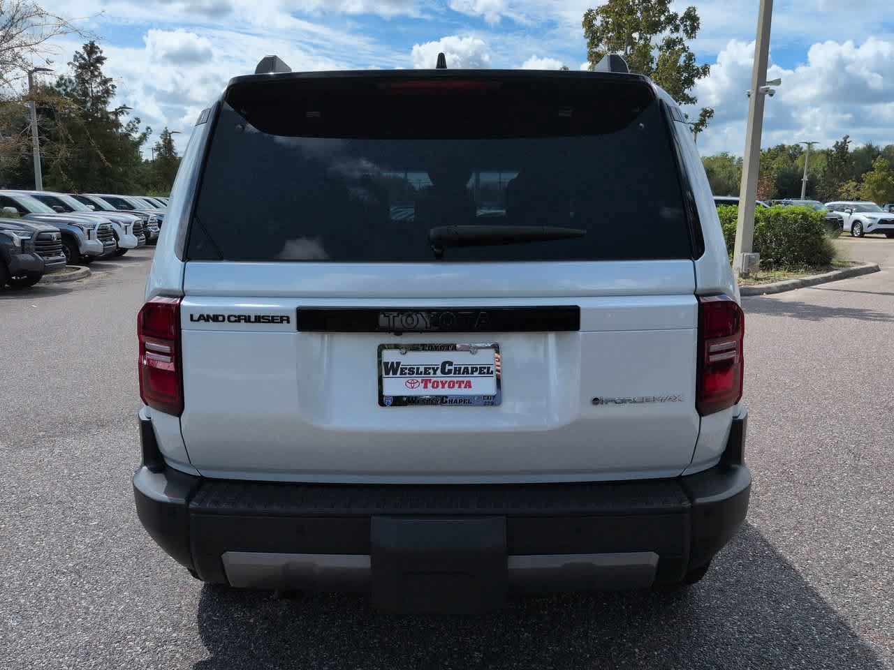 Certified 2025 Toyota Land Cruiser w/ Premium Package AWD/4WD image 5