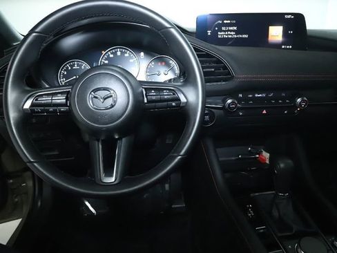 Certified 2025 MAZDA MAZDA3 Carbon image 44