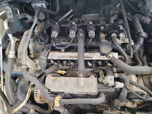 Used 2021 Nissan Versa SV FWD image 30