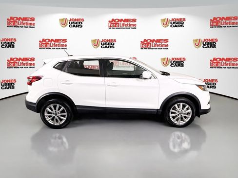 Certified 2021 Nissan Rogue Sport S image 16