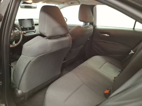 Used 2021 Toyota Corolla LE image 14