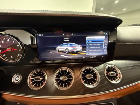Used 2019 Mercedes-Benz E 450 4MATIC Coupe image 40