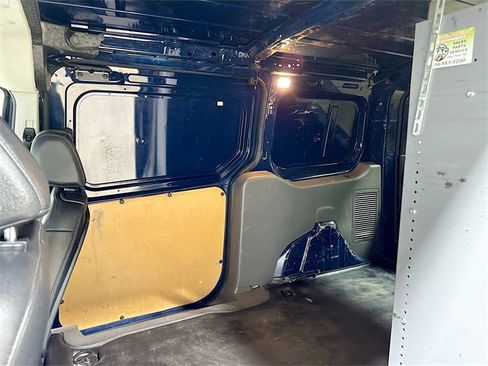 Used 2021 Ford Transit Connect XL image 24
