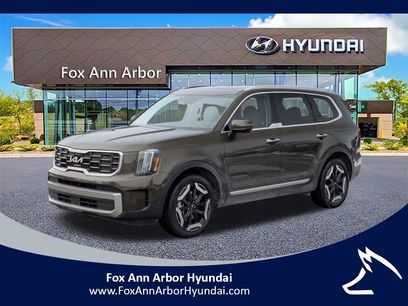 Used 2023 Kia Telluride S w/ S Sunroof Package