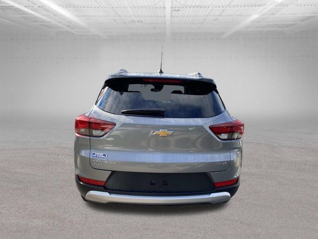 Used 2025 Chevrolet TrailBlazer LT AWD/4WD image 6