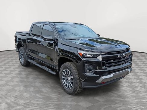 Used 2024 Chevrolet Colorado Z71 w/ Z71 Convenience Package 2 AWD/4WD image 19