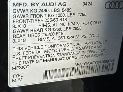 Used 2024 Audi Q5 2.0T Premium w/ Convenience Package AWD/4WD image 28