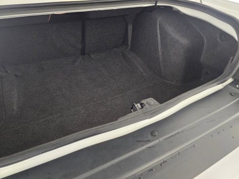 Used 2018 Dodge Challenger R/T Scat Pack w/ Driver Convenience Group image 18