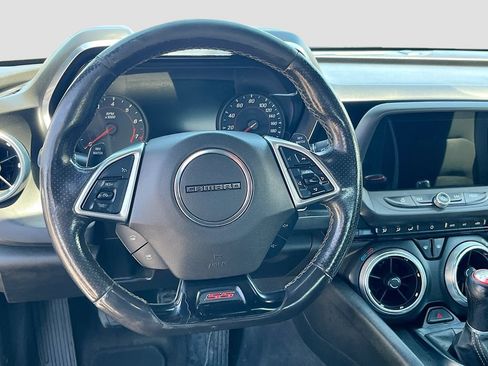 Used 2021 Chevrolet Camaro SS RWD image 11