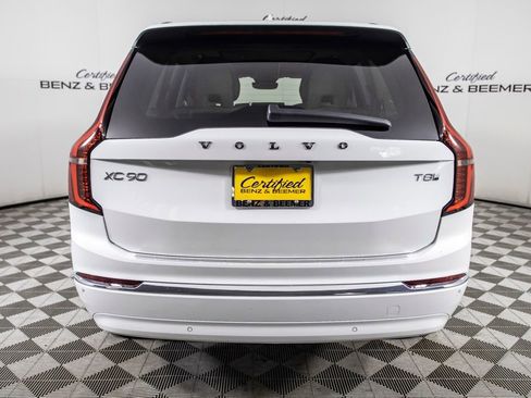 Used 2026 Volvo XC90 T8 Ultra w/ Protection Package Premier AWD/4WD image 4