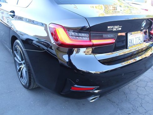 Used 2019 BMW 330i Sedan w/ Driving Assistance Package RWD image 8