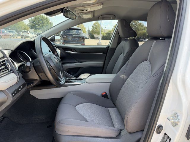 Used 2023 Toyota Camry LE FWD image 22