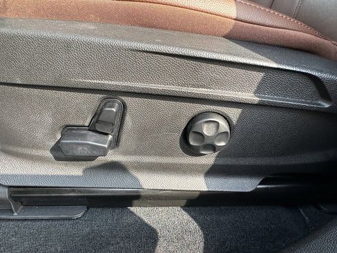 Used 2024 Alfa Romeo Stelvio Ti image 11