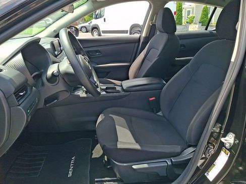 Used 2025 Nissan Sentra S FWD image 15