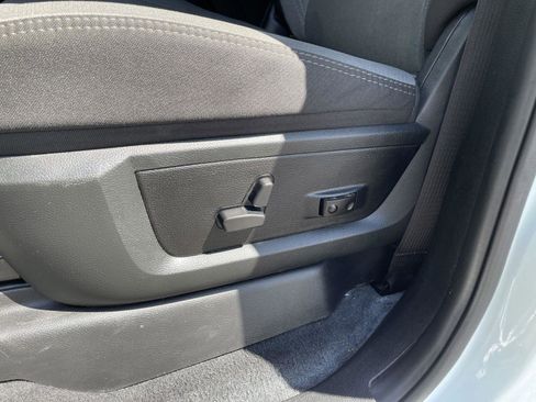 Certified 2024 RAM 3500 Big Horn AWD/4WD image 12