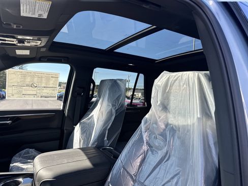 New 2026 Chevrolet Tahoe High Country w/ Sun And Tow Package image 11