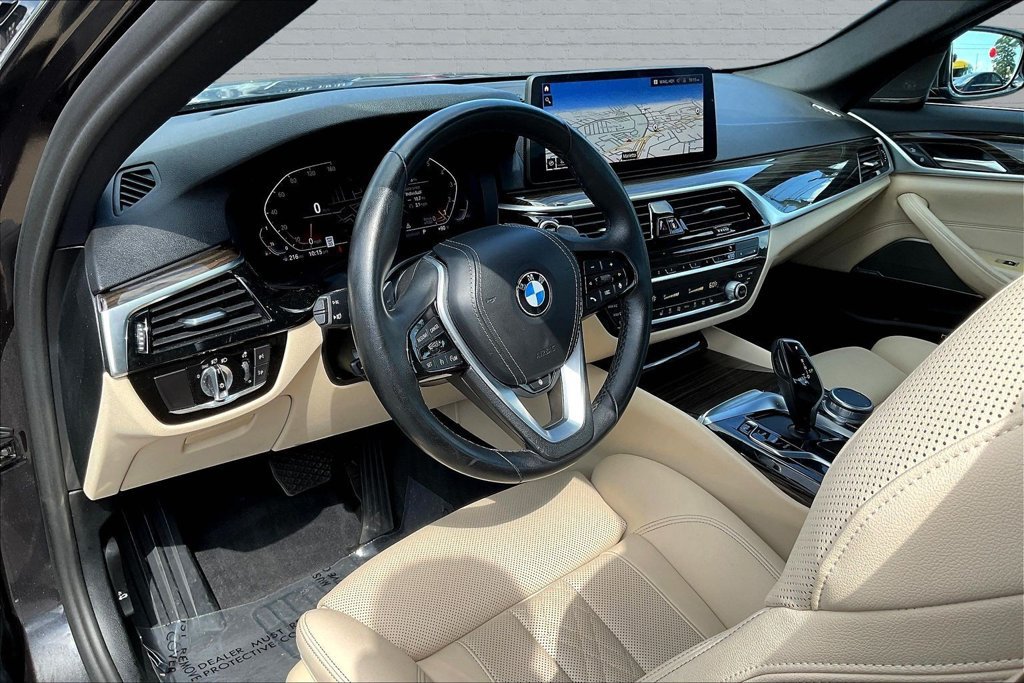 Used 2022 BMW 540i w/ Premium Package RWD image 16