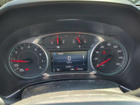 Used 2021 Chevrolet Equinox LT AWD/4WD image 12