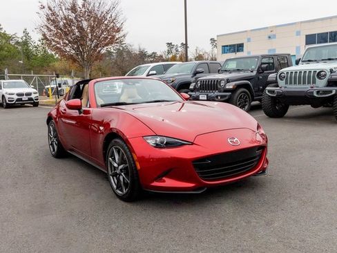 Used 2020 MAZDA MX-5 Miata RF Grand Touring image 51