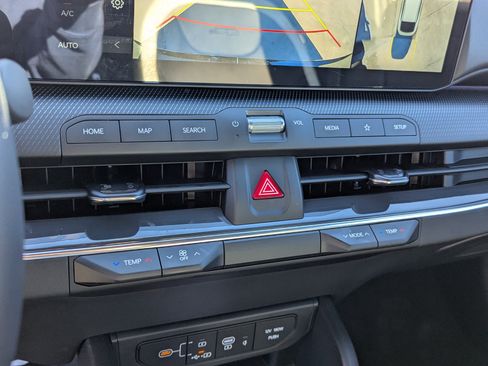 New 2025 Kia K4 GT-Line Turbo image 25