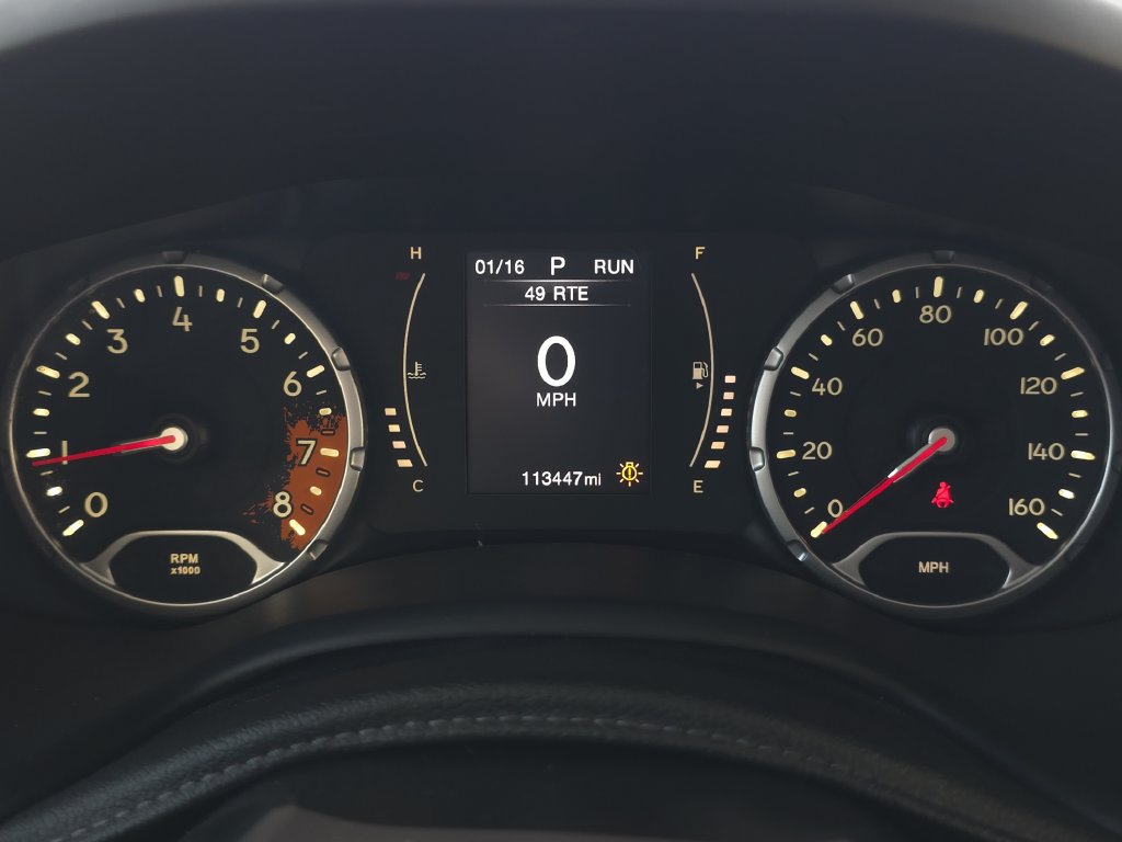 Used 2016 Jeep Renegade Latitude FWD image 21