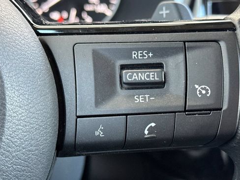 Used 2022 Nissan Pathfinder S w/ Cargo Package AWD/4WD image 27