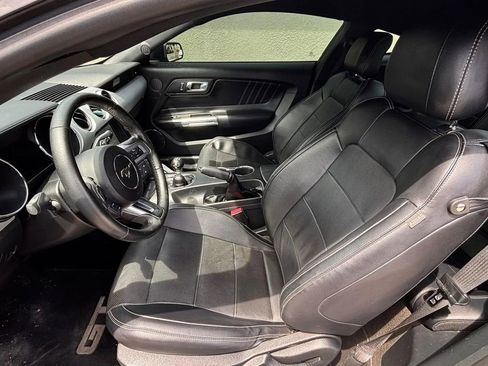 Used 2016 Ford Mustang GT Premium w/ Equipment Group 401A RWD image 9
